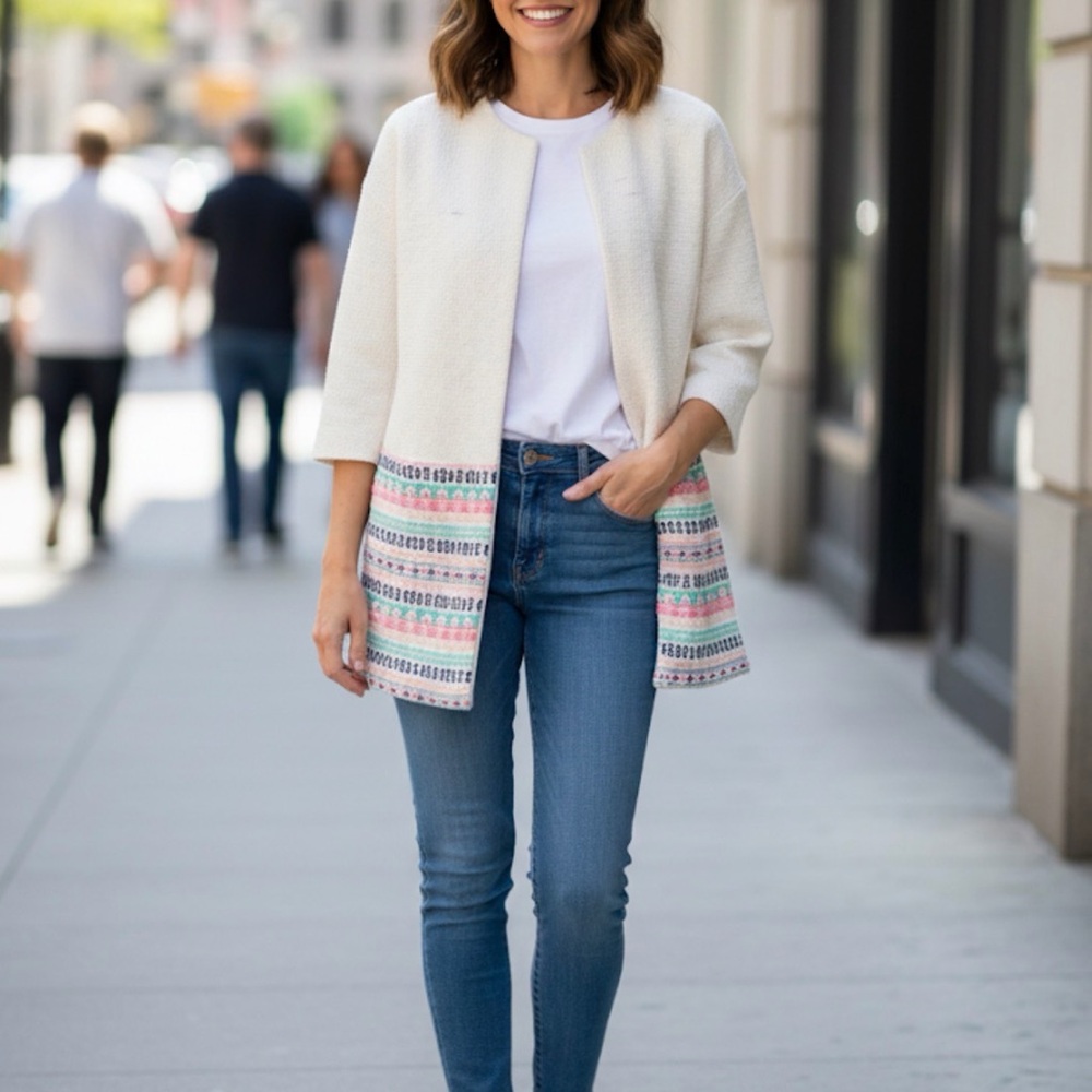 Vilagallo Cream Cape with Colorful Stripes